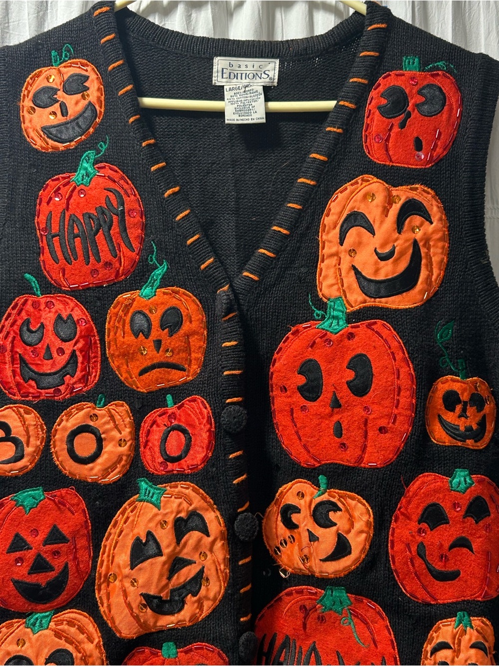 Basic Editions Black Vest with Orange Pumpkin Appliqués vintage 1990’s - Picture 2 of 7